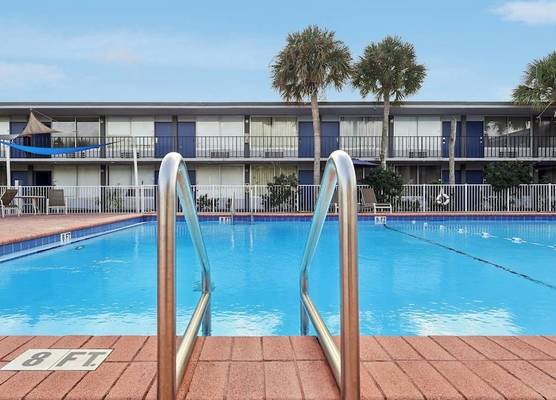 Stayable Davenport 1