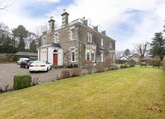 OYO Ashlea Manor 1