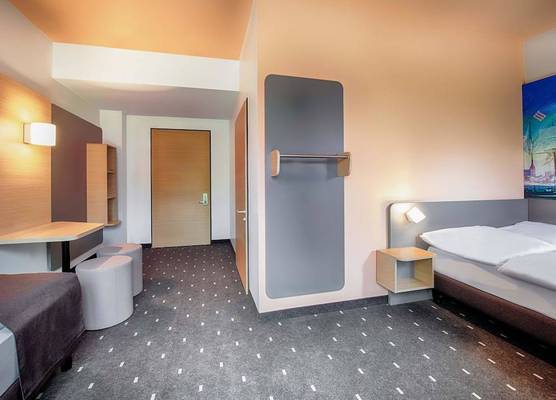 B&B Hotel Rostock-Hafen 1