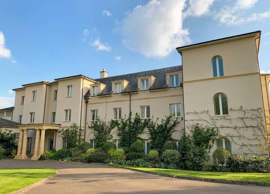 Bowood Hotel, Spa, and Golf Resort 1