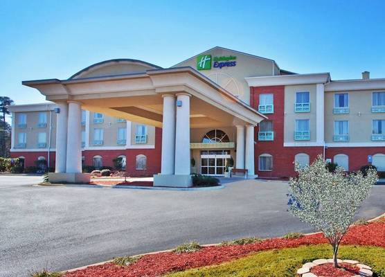 Holiday Inn Express & Suites THOMASVILLE by IHG 1