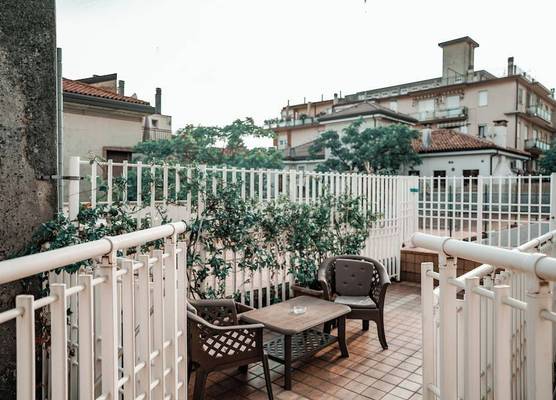 Angelica Home 1