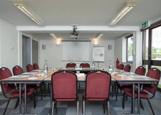 Hotel Campanile Dartford 1