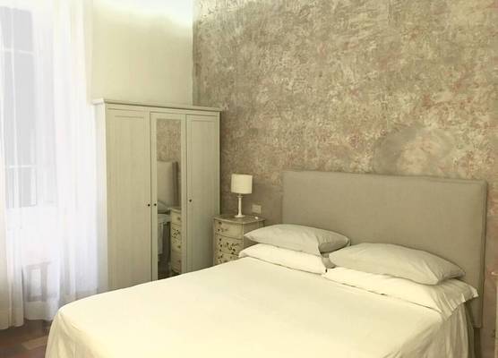 Vicolo del Lupo Guesthouse 1