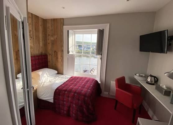 Harbourmaster Hotel 1