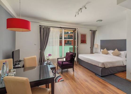 Escala Hotel & Suites 1