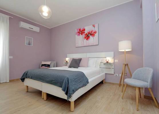 Elegant 3-Bed Apartment 10' Termini Wi-Fi AC 1