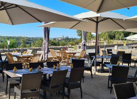 Logis Hôtels - Le Bellaroc - Hôtel 2 étoiles et Restaurant 1