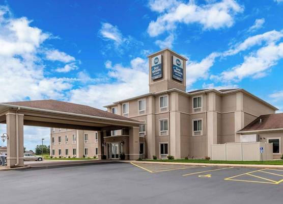 Best Western Legacy Inn & Suites Beloit/South Beloit 1