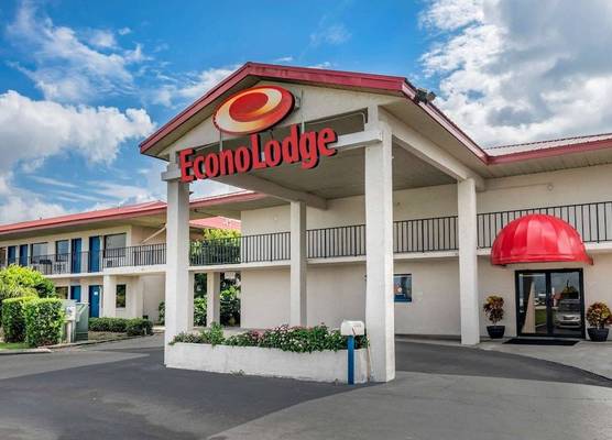 Econo Lodge Sebring 1