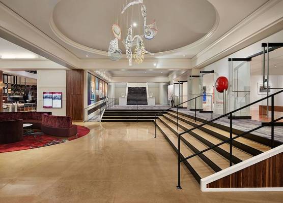 Saint Kate - The Arts Hotel 1