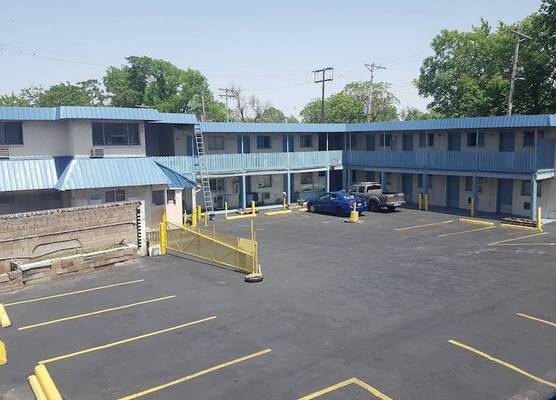 Guest Host Motel 1