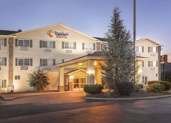 Comfort Suites Yakima 1