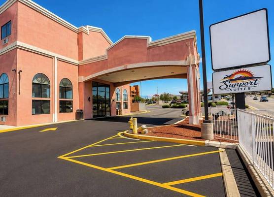 Quality Suites Albuquerque Airport 1