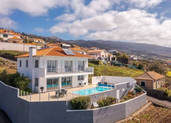 Villa Eldomar Heated Pool 1
