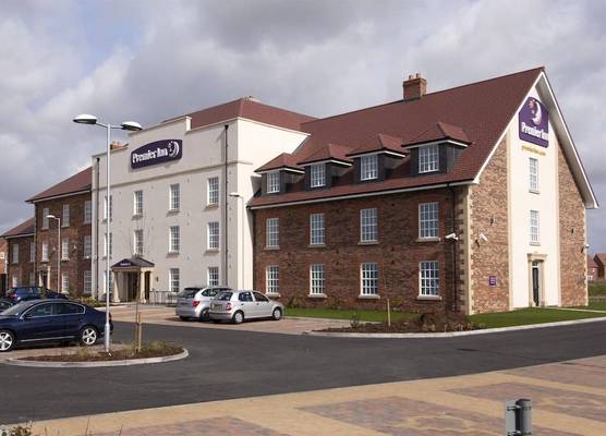 Premier Inn Bedford South - A421 1