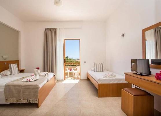 Ledras Beach Hotel 1