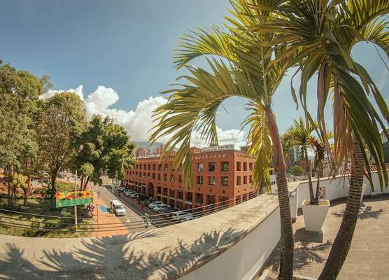 Tik by Bernalo Hotels 1