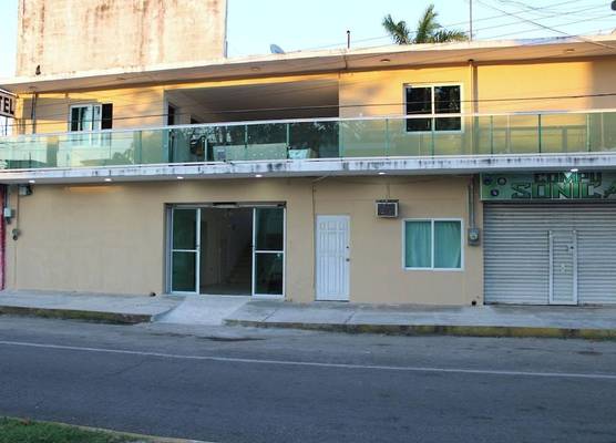OYO Hotel Colibri 1