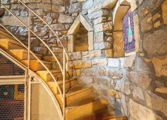 Aux Prisons de Montagny 1
