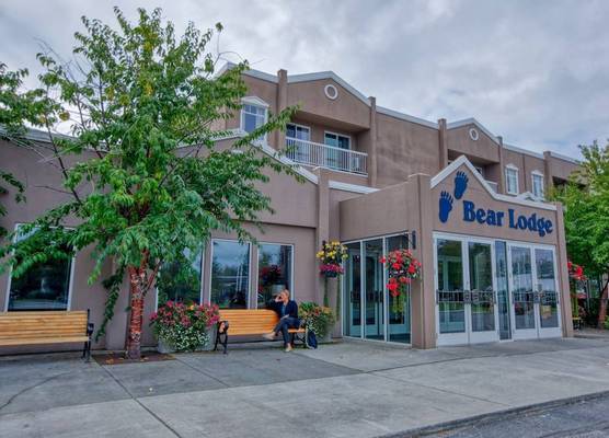 Bear Lodge 1