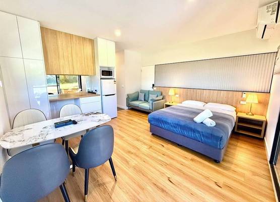 Apollo Dream Suites 1