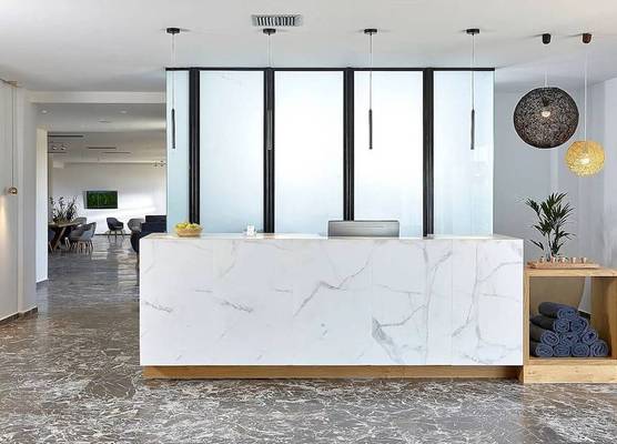 Vasia Royal Hotel 1
