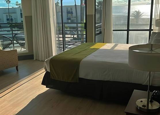 Huntington Beach Inn 1