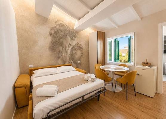 Pitti Suite 1 1