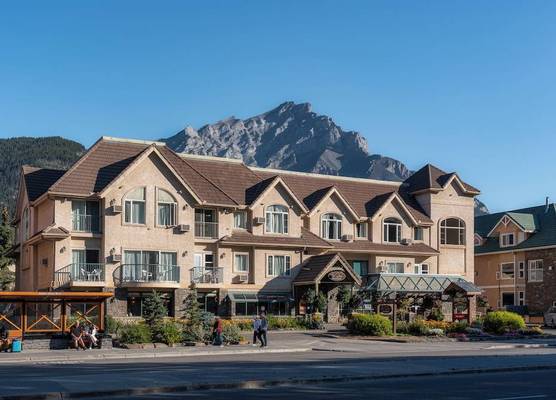 Irwin's Mountain Inn 1