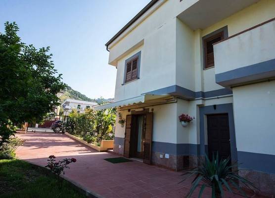 Villa Saturno 1