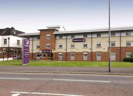 Premier Inn Manchester - Heaton Park 1