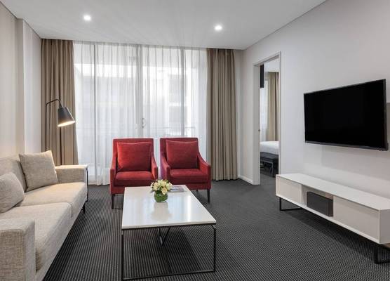 Meriton Suites North Ryde 1