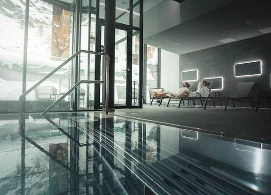 Alpen Resort - Spa & Dining 1