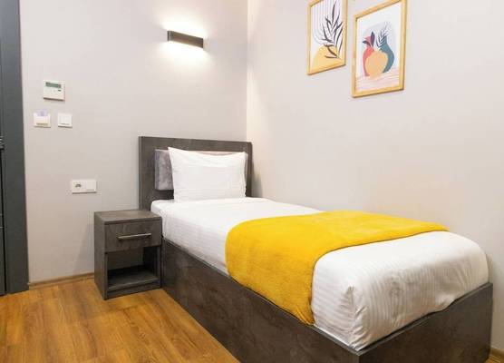 BRANDROOM HOTEL 1