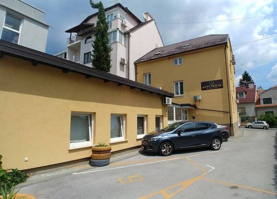 Villa Antunovac Zagreb 1