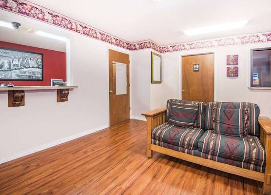 Super 8 by Wyndham Big Cabin/Vinita Area 1