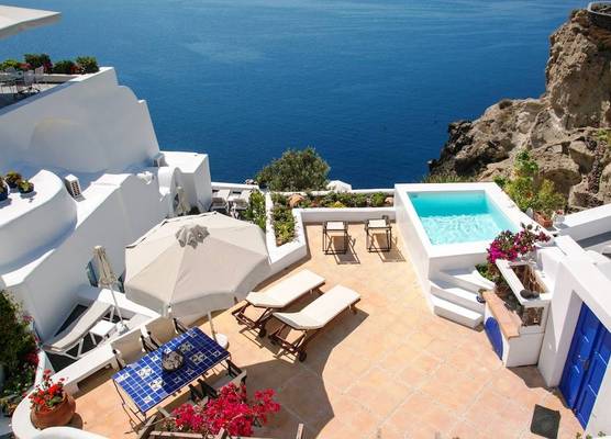 Ifestio Villas Oia 1