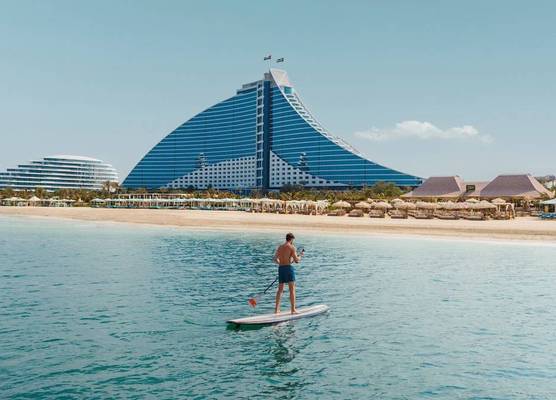 Jumeirah Beach Hotel Dubai 1