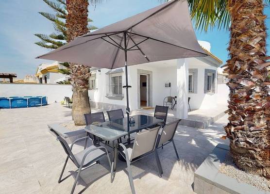 Sucina 3-Bed Villa Sleeps 6 & Pet Friendly 1