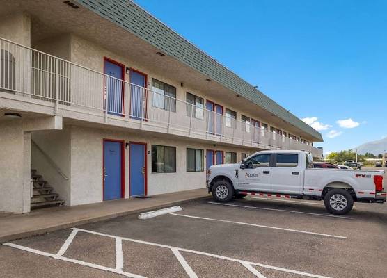 Knights Inn Sierra Vista / East Fry 1