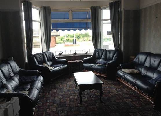 North Parade Seafront Accommodation 1
