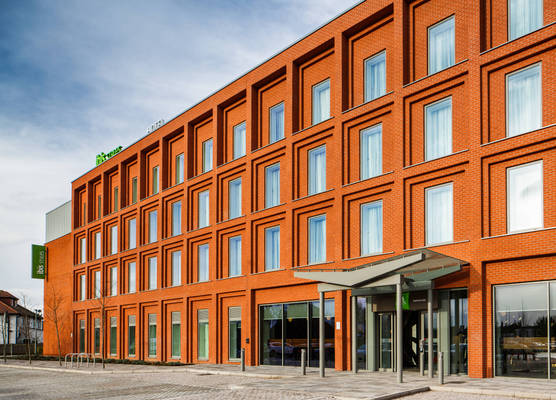 Ibis Styles London Heathrow East 1