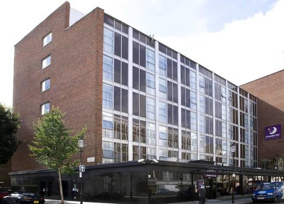 Premier Inn London Kensington 1