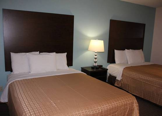 Sterling Inn Niagara Falls near IAG Airport 1