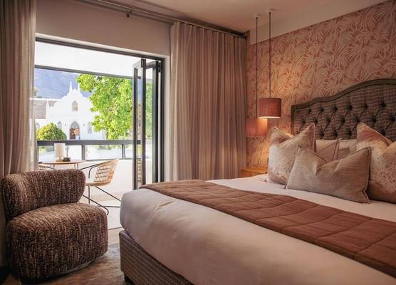 Le Petit Manoir Boutique Hotel 1