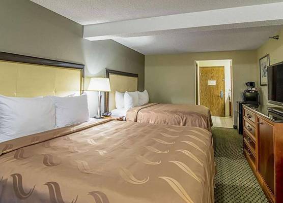 Roosevelt Hotel 1