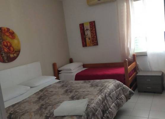 Hotel Company 1