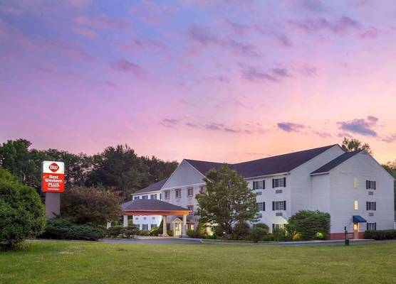 Best Western Plus Berkshire Hills Inn & Suites 1