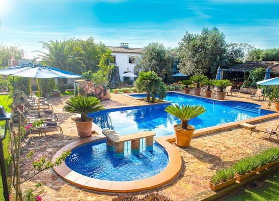Agroturisme Fincahotel Can Bessol 1
